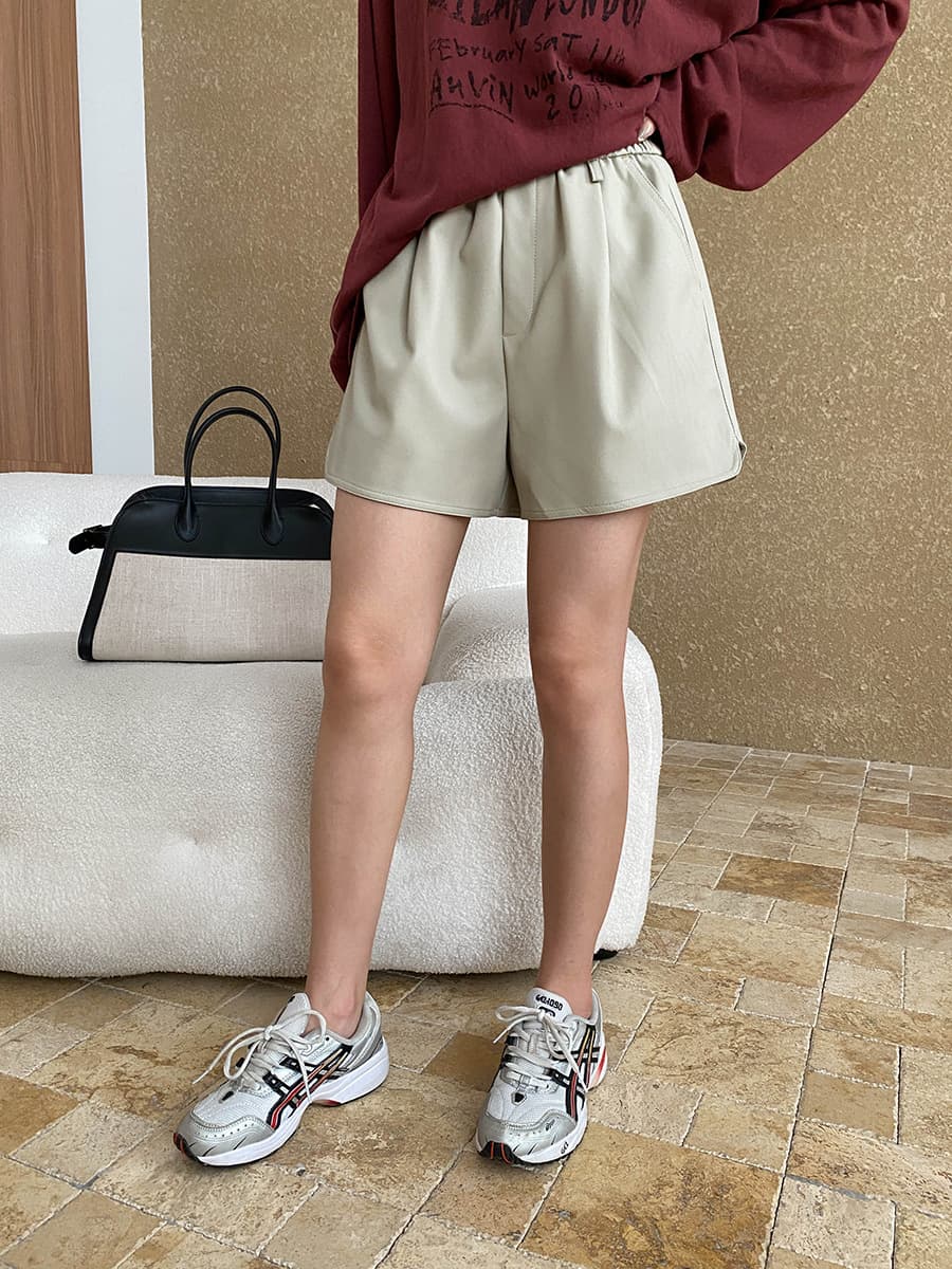 ハイウエスト パンツ ゆったりとした大人の上品ショートパンツ