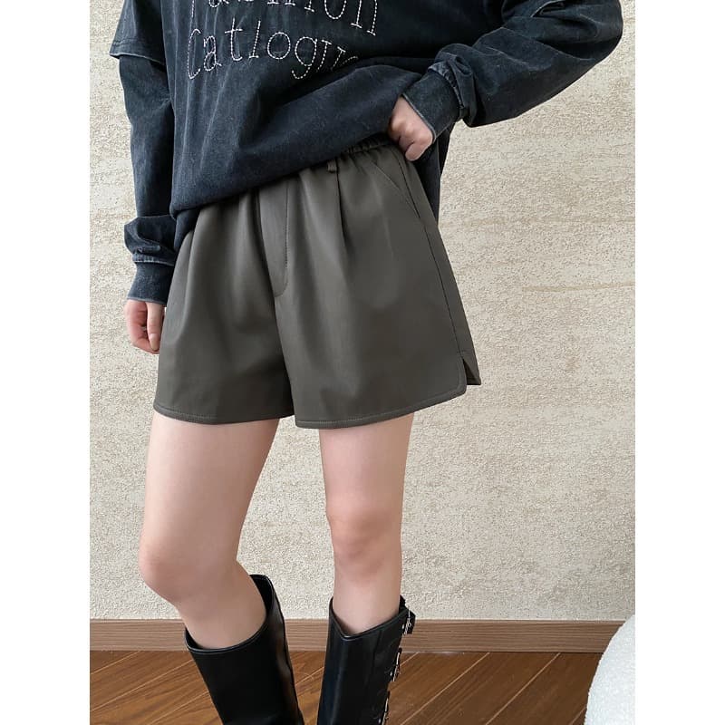 ハイウエスト パンツ ゆったりとした大人の上品ショートパンツ