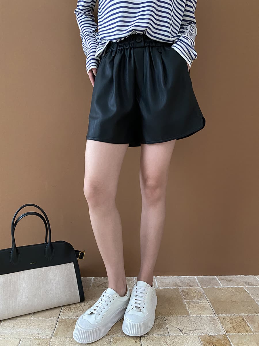 ハイウエスト パンツ ゆったりとした大人の上品ショートパンツ