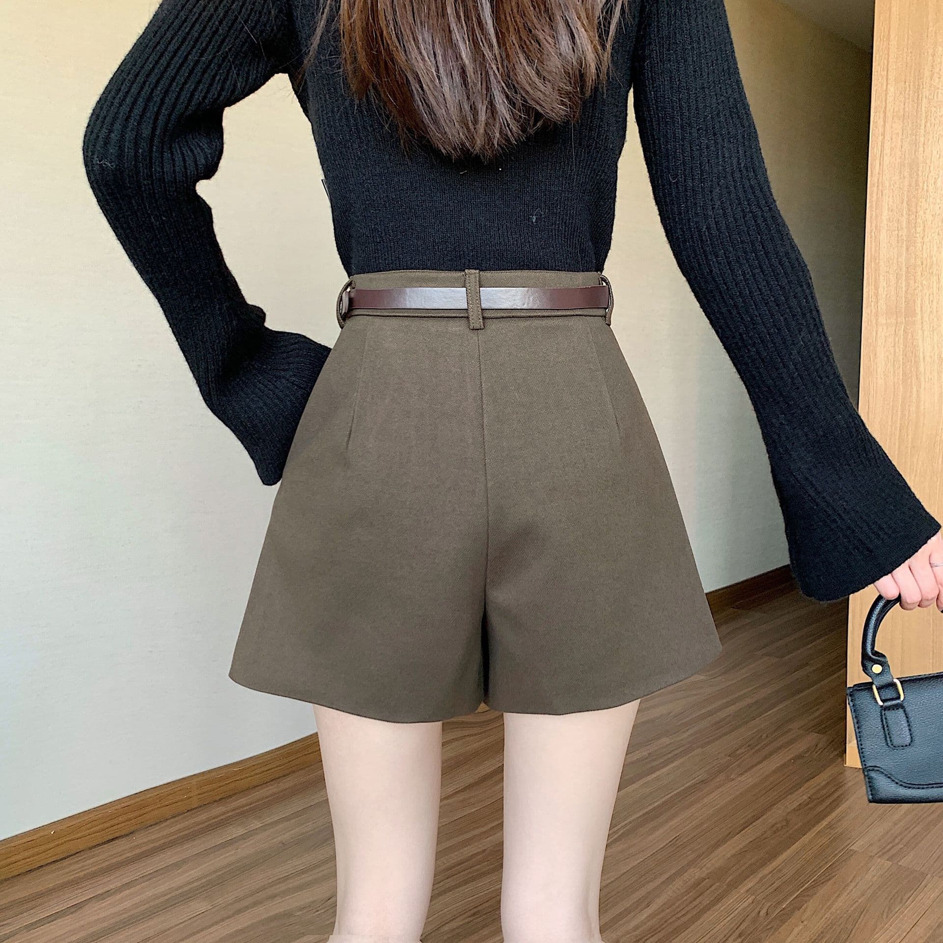 ハイウエスト パンツ ゆったりウエストベルト付きハイウエストショーツ