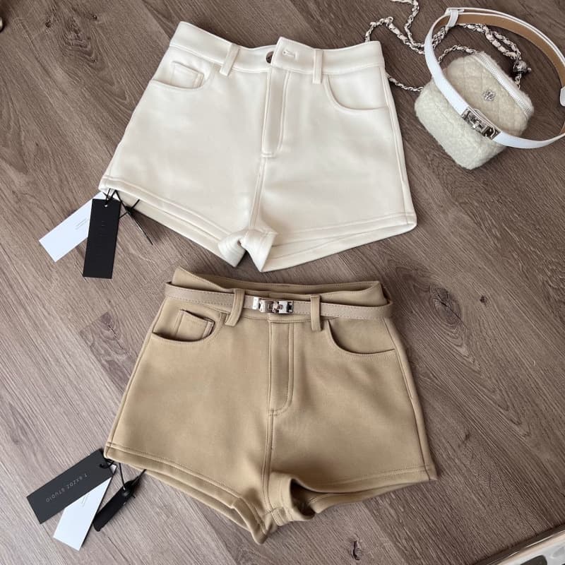 ハイウエスト パンツ シンプルベルト付きハイウエストショーパン